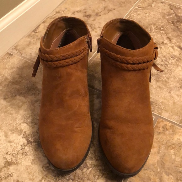 Ankle boots! - Picture 2 of 3